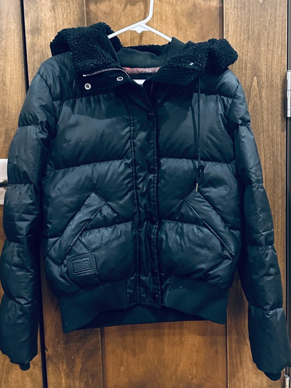 COACH BLACK PUFFER JACKET MEDIUM